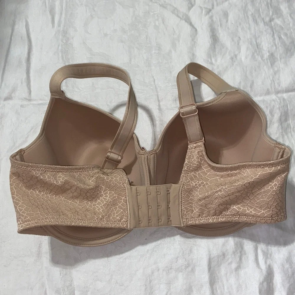 Chantelle smooth molded